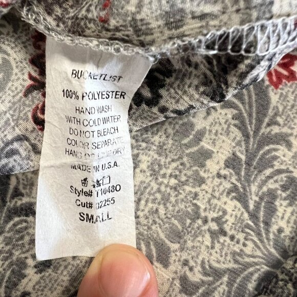 Bucketlist Women's Sheer Smocked V-Neck Top Multicolor Size Small - Picture 9 of 9